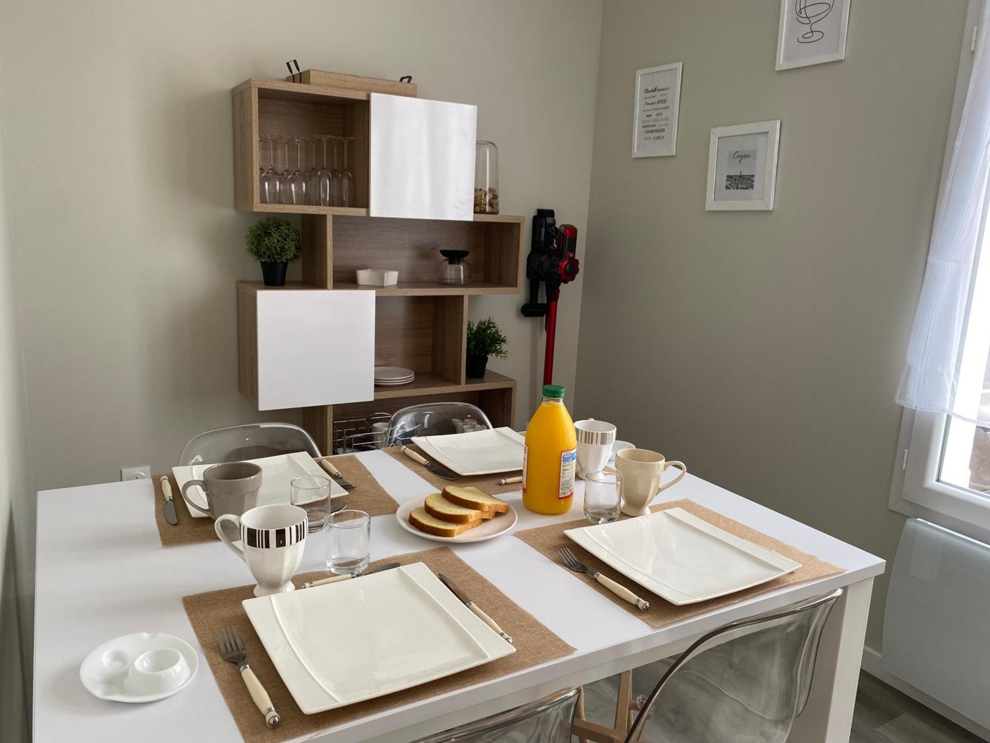 Charmante Maison Avec Cour Privative 干邑 外观 照片